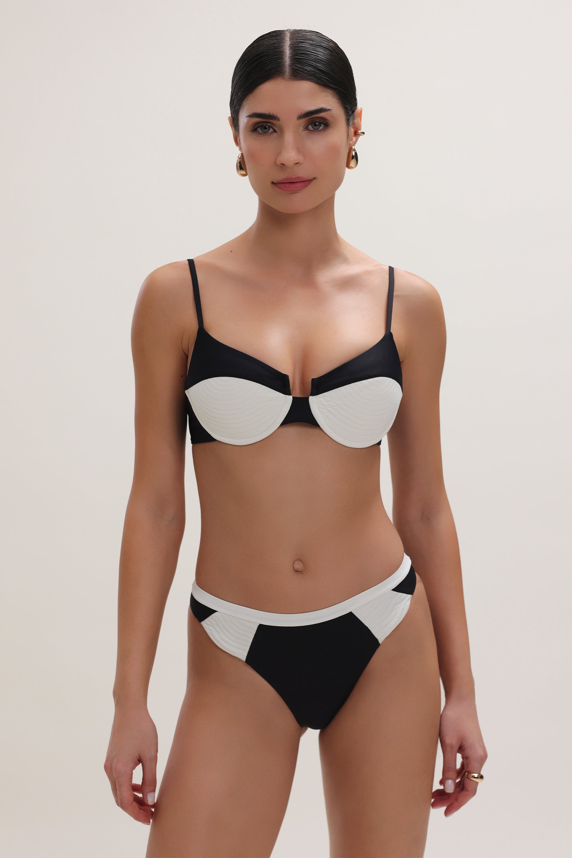 Noa Black Cheeky Bottom