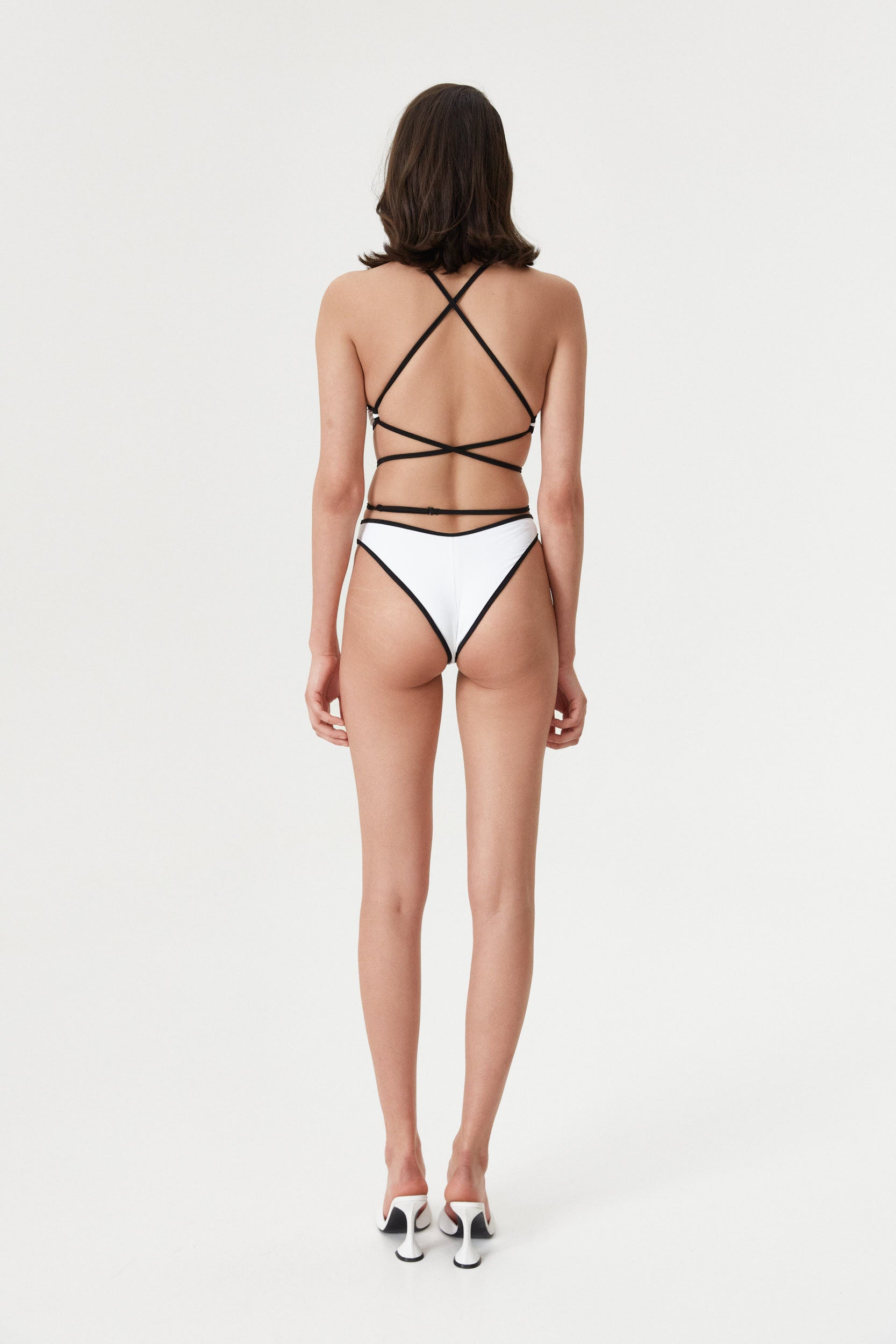 White Two-Tone V-Cut Bottom